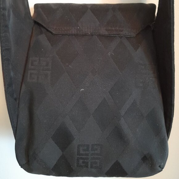 Black Givenchy monogram bag & free silk scarf include - Picture 11 of 15